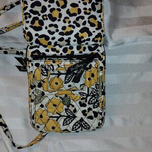 Vera Bradley Cotton Floral Bloom Crossbody Hipster w/silver strap adjuster